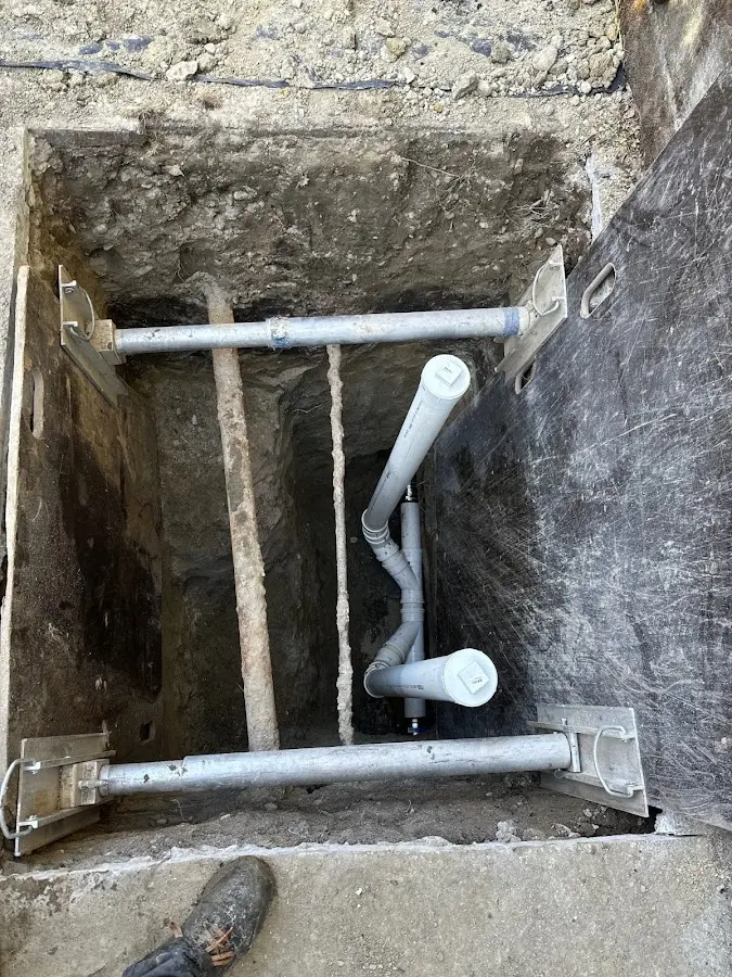 Experienced plumber completing Drain Cleaning work in Haledon